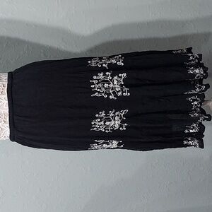 Bila 100% rayon black skirt with white embroidery and sequin accents size S